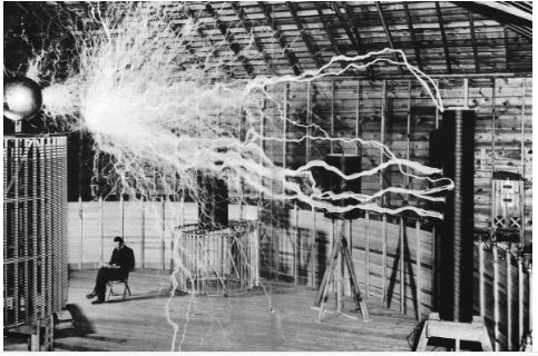 atelier-Tesla-get-out